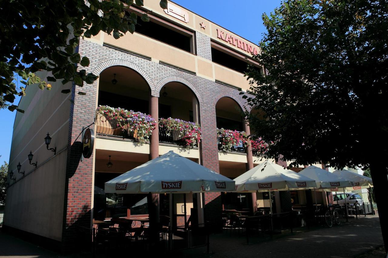 Katrina Lejlighedshotel Ostrzeszów Eksteriør billede